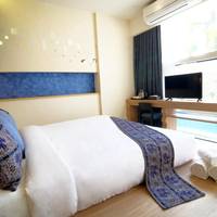 Suite with Pool View
