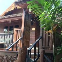 Bungalow with Patio