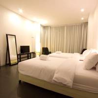 Triple Room with 1 Double Bed and 1 Single Bed