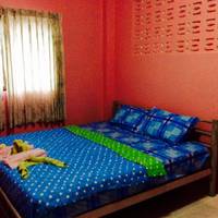Standard Twin Room with Shared Bathroom
