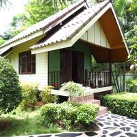 Bungalow with Garden View