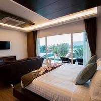 Luxury Double Room Sea View with Pool
