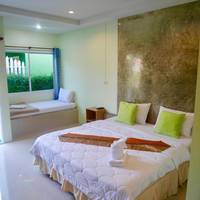 Deluxe Double Room with Shower