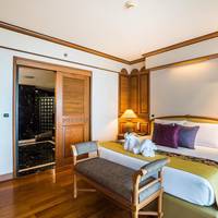 Royal Suite (2 bedrooms)