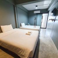 Large Double or Twin Room