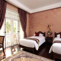 Grand Deluxe Twin Room