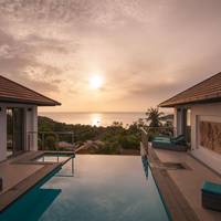 Three-Bedroom Villa with Sea View and Private Pool