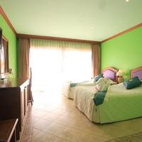 Standard Twin Room Hill Side