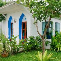 Villa - Beach Front