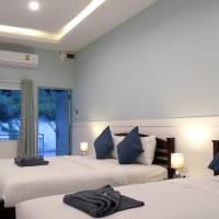 Triple Room with Terrace