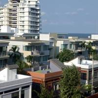 Apartment with Pool View 