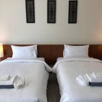 Economy Twin Room