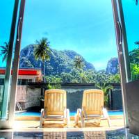 Deluxe Double Room with Pool Access
