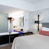Suite with Side Sea View - Sharing Pool
