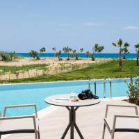 Classic Room with Side Sea View - Sharing Pool (2 Adults + 1 Child)