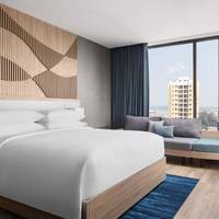 Executive Deluxe King Room with Sofa Bed