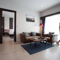 Suite with Mountain View