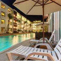 Double or Twin Room with Pool Access