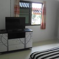 Bungalow with  Air Conditioning 
