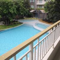 Apartment with Pool View 