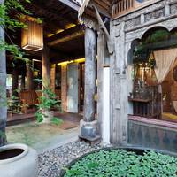 Artisan Teak Suite with Free One Way Airport Transfer