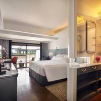 Queen Room with Terrace
