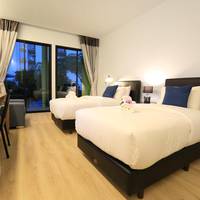 Twin Room with View