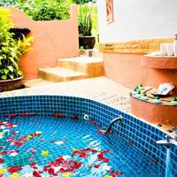 Superior Cottage with Spa Bath