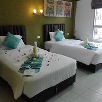 Twin Room with City View