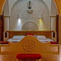 King Cave Suite