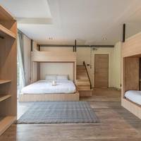 5-People Family Room with Private Bathroom