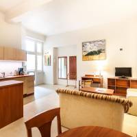 One-Bedroom Apartment with Balcony