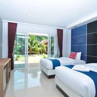 Deluxe Twin Room with Pool View