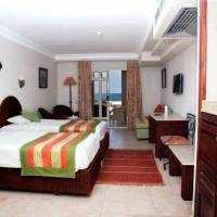 Double or Twin Room with Sea View