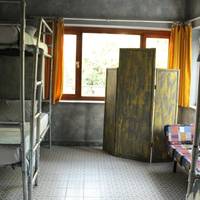 Кровать в общем номере