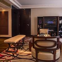 Presidential Suite, Club Lounge Access