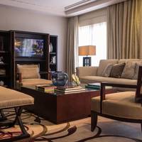 Presidential Suite, Club lounge access, 1 King, Pool view