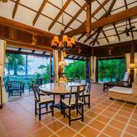 Villa - Beach Front