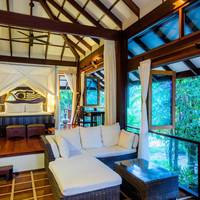 Villa with Garden View