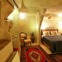 103 ROMANTIC CAVE ROOM