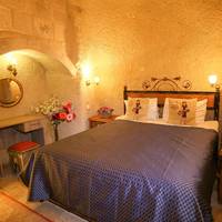 106 UNDERGROUND CAVE ROOM 