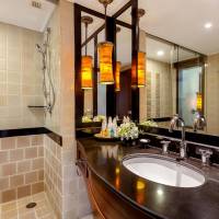 Family Room with Plunge Pool