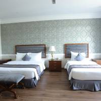 Twin Room with View
