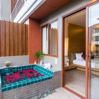 Deluxe Room with Spa Bath