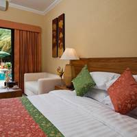 Superior Studio with pool view 