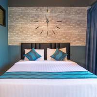 Double or Twin Room with Private Bathroom