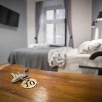 Deluxe Double Room with Shower