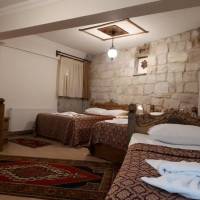 Deluxe Family Room (5 Adults)