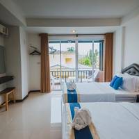 Deluxe Twin Room with Balcony