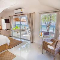 Bungalow - Sea Front